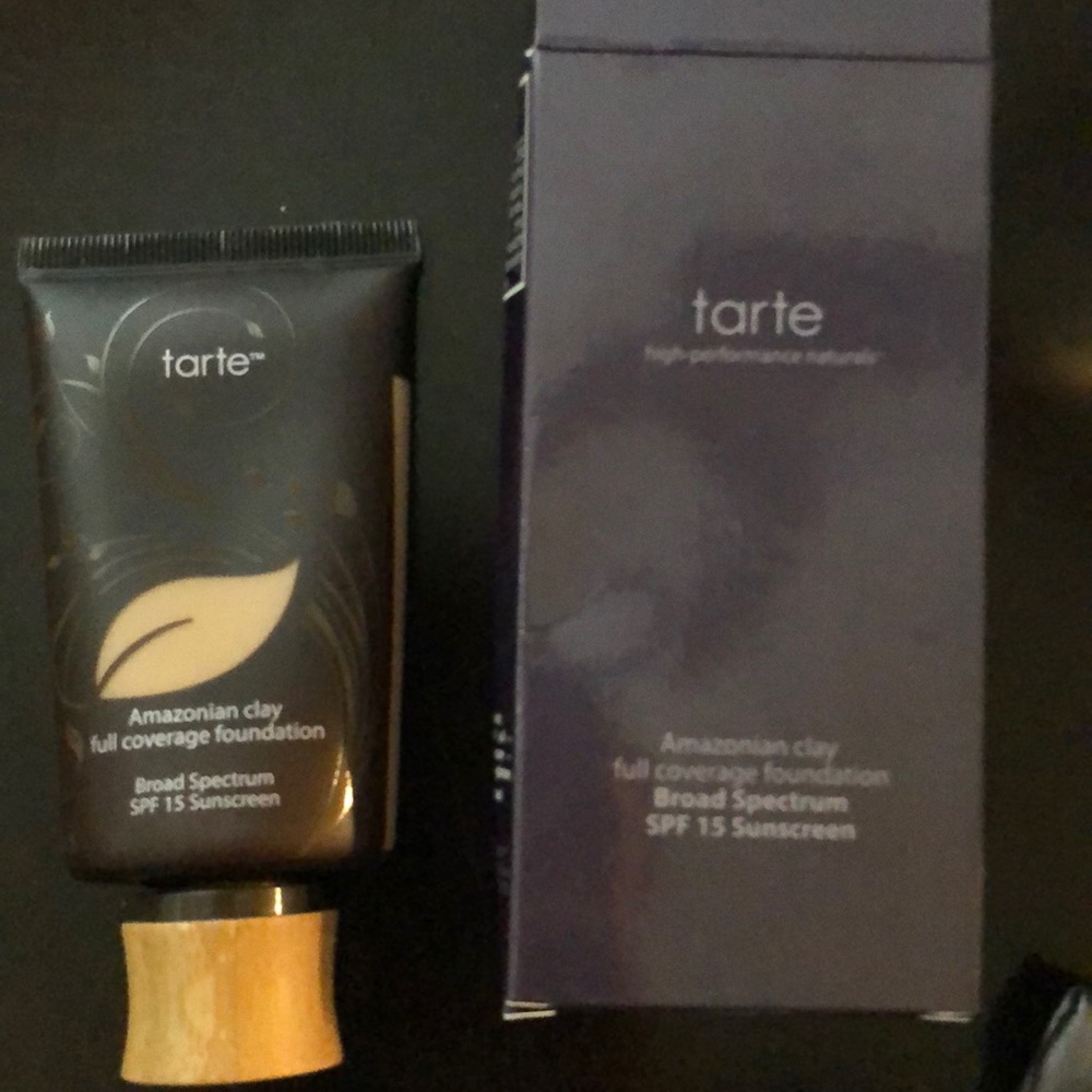Tarts Amazonian Clay foundation